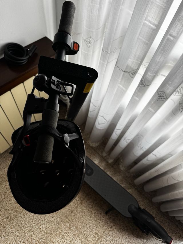 Patinete Eléctrico Esencial