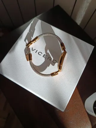 Reloj Viceroy Dorado y Plateado