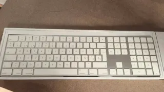 Teclado y Ratón Apple Inalámbricos Plata