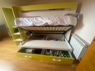 Litera juvenil con cama de matrimonio