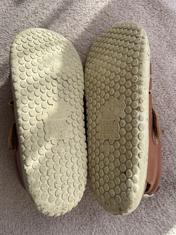 Zapatillas Barefoot Zapato Feroz. Talla 32