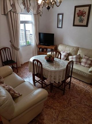 Casa adosada en venta en Alcalá la Real