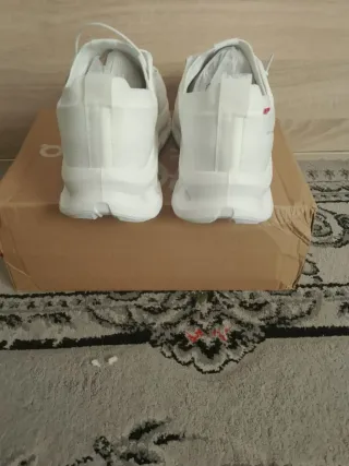 On Running Cloudtilt x loewe taglia 42