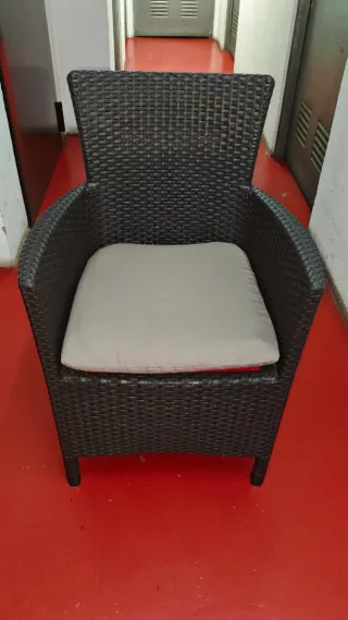 2 poltrone in rattan come nuove, 2 unità