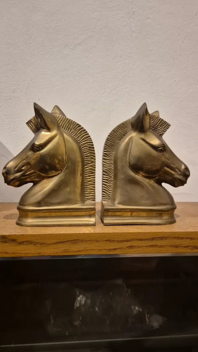 Ferri da libro in bronzo a forma di cavallo