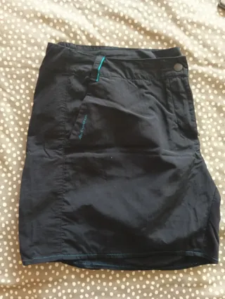 Pantalón corto trekking Quechua mujer XL