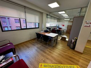 Oficina en venta en Centro en Parla