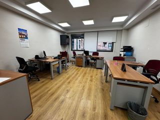 Oficina en venta en Centro en Parla