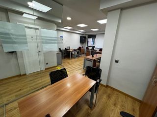 Oficina en venta en Centro en Parla