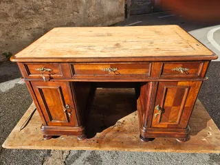 Scrivania antica in noce massello