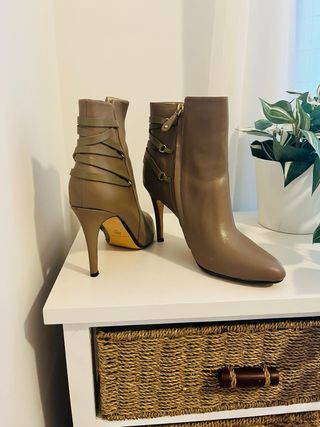 Botines Latouche Piel Talla 40 perfecto estado