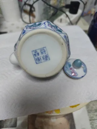 Tetera decorativa de cerámica