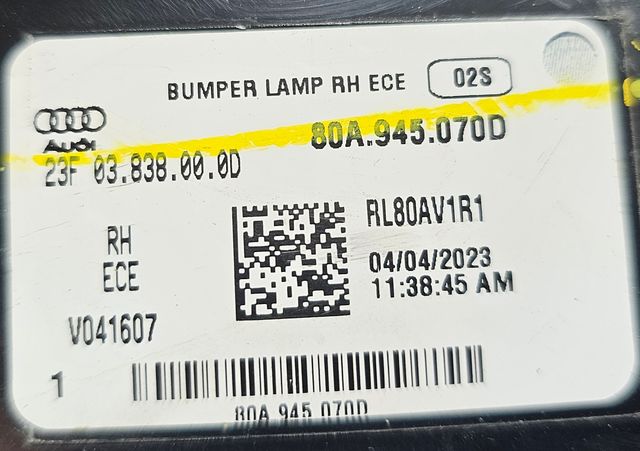 80A945070D Luz parachoques trasero dch Audi Q5 SQ5