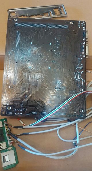 Placa ASRock D1800M Mini-ITX 2GB