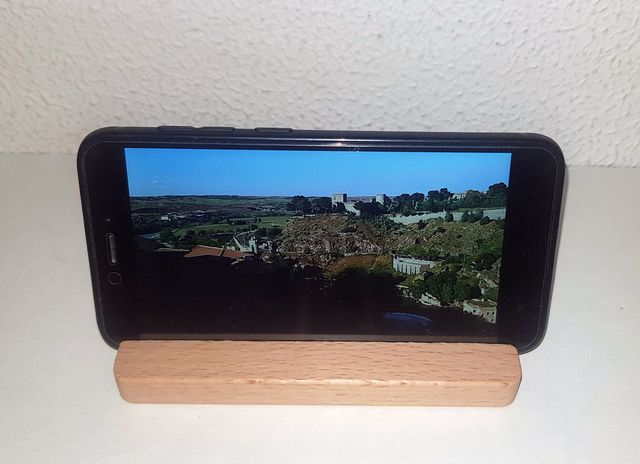 Soporte madera móvil/tablet