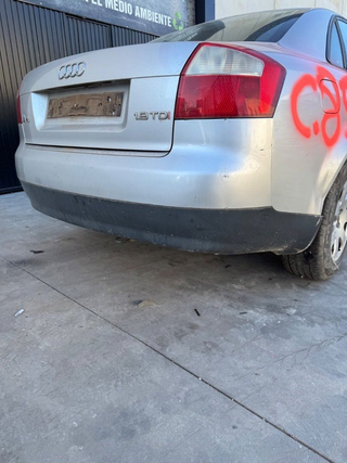 Paragolpes Trasero Audi A4 Berlina (8E)