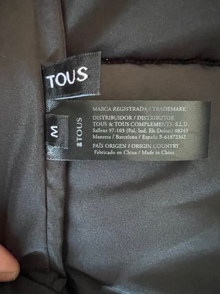 Bufanda Tous acolchada negra