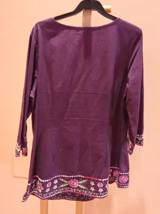 Blusa CLOCHE bordada con cordón