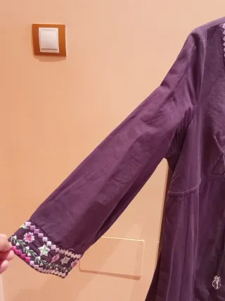 Blusa CLOCHE bordada con cordón