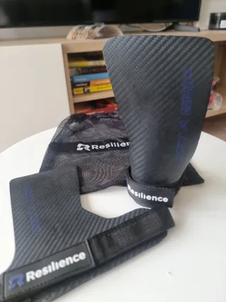 Calleras CrossFit Talla L Marca Resilience