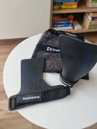 Calleras CrossFit Talla L Marca Resilience