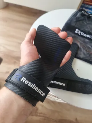Calleras CrossFit Talla L Marca Resilience