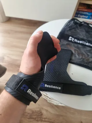 Calleras CrossFit Talla L Marca Resilience