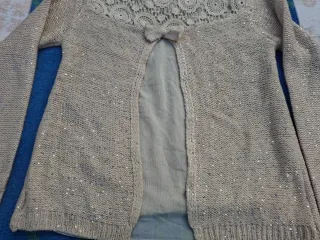 Blusa T XL. Nueva. Medidas en descripción