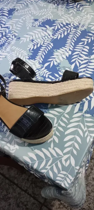 Sandalias cuña mujer negras talla 42 nuevas