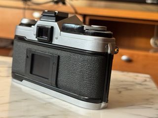 Cámara Analógica Canon AE-1 Plata y Negra