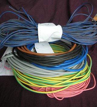 Cavi elettrici vari tipi