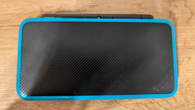 Nintendo 2DS XL Blu/Nero con giochi
