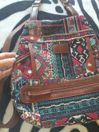 Mochila Antirrobo Multicolor y Marrón