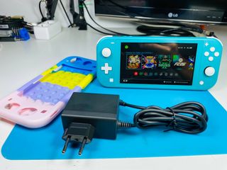 Nintendo Switch Lite Blu + Accessori