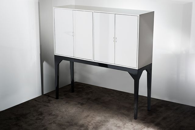 Aparador moderno blanco y negro