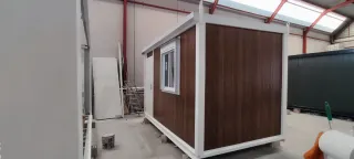 Caseta 4x2.4 panel simil madera