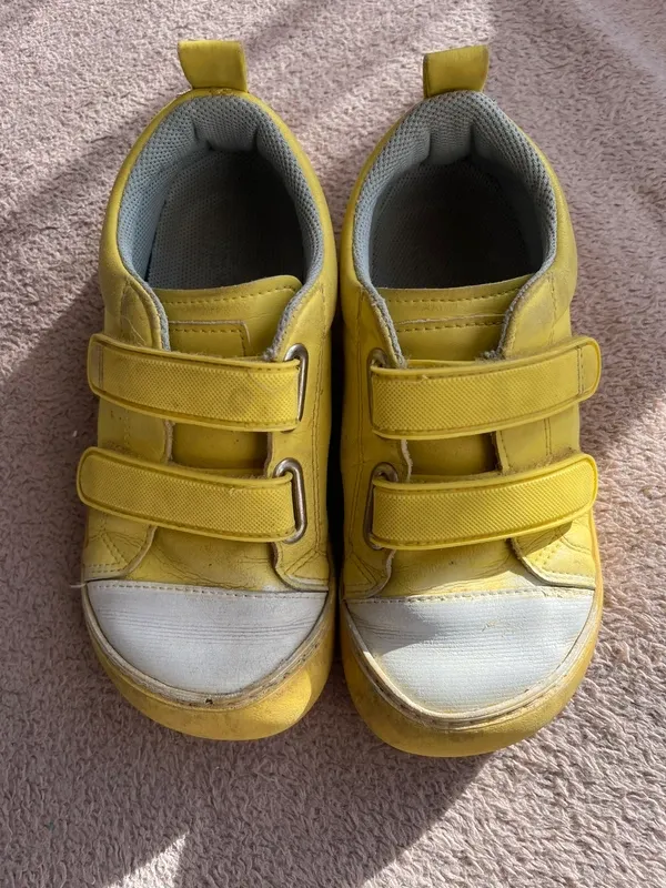 Zapatillas Barefoot Zapato Feroz. Talla 32