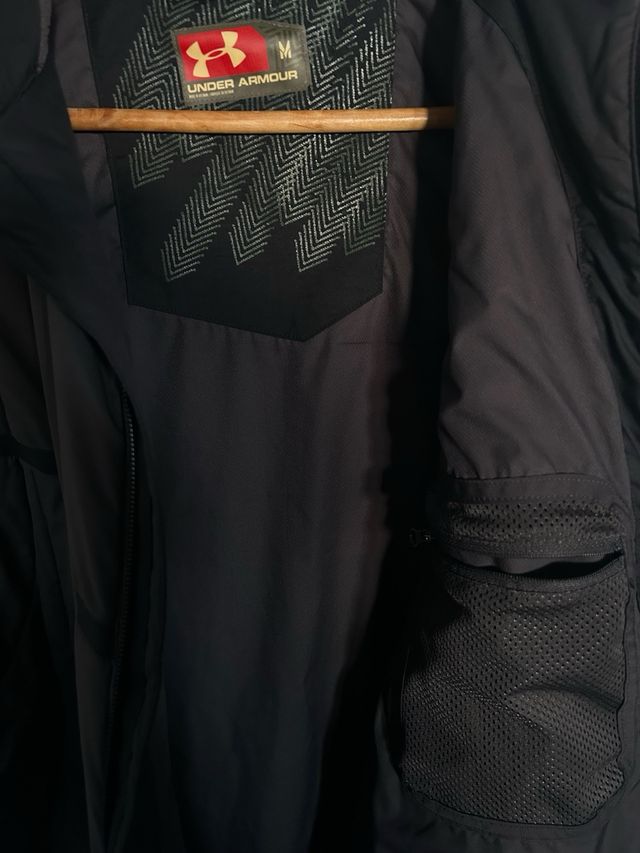 Chaleco Under Armour Hombre Talla M Negro