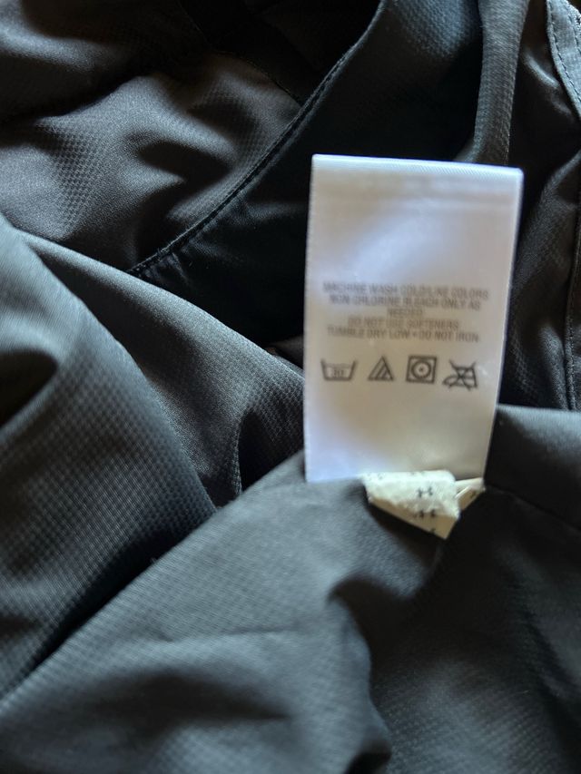 Chaleco Under Armour Hombre Talla M Negro