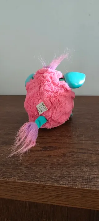 Furby Rosa con Accesorios Originales