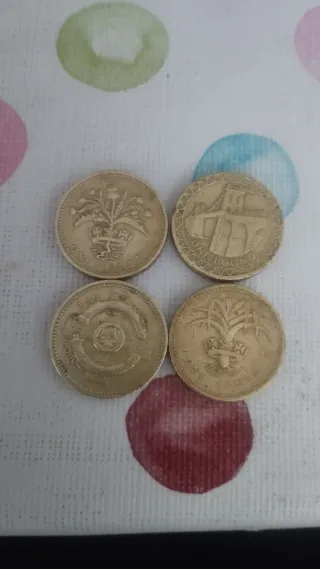 Lote 4 monedas 1 Libra