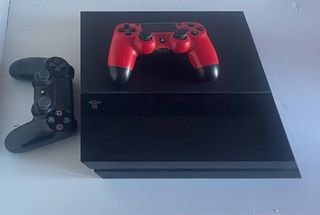 PS4 500GB Negra + 2 Mandos