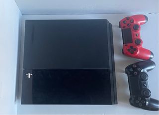 PS4 500GB Negra + 2 Mandos