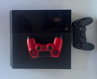 PS4 500GB Negra + 2 Mandos