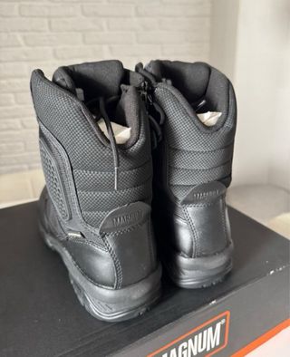 45 Botas Magnum Strike Force waterproof