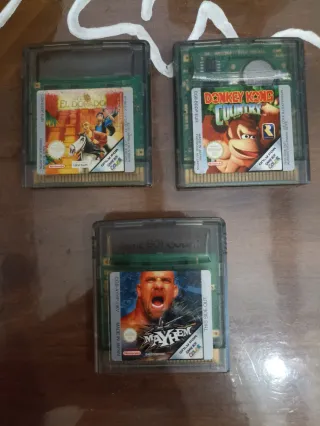 Nintendo Game Boy Color Rosa con estuche y juegos