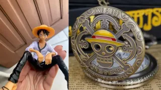 Lote One Piece:Figura y reloj de bolsillo de metal