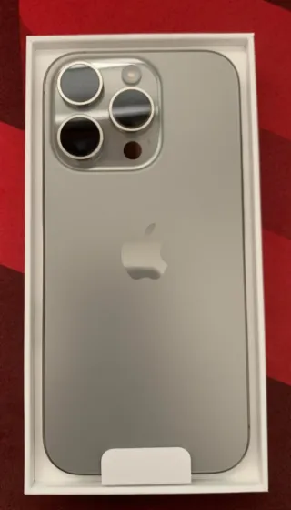 iPhone 16 Pro 256GB Titanio Natural