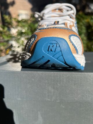 Zapatillas New Balance U740 Oro Blanco