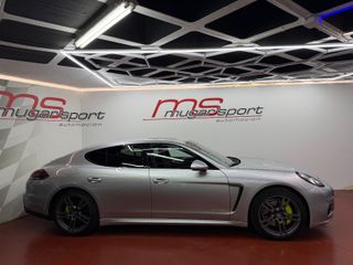 Porsche Panamera S e-Hybrid